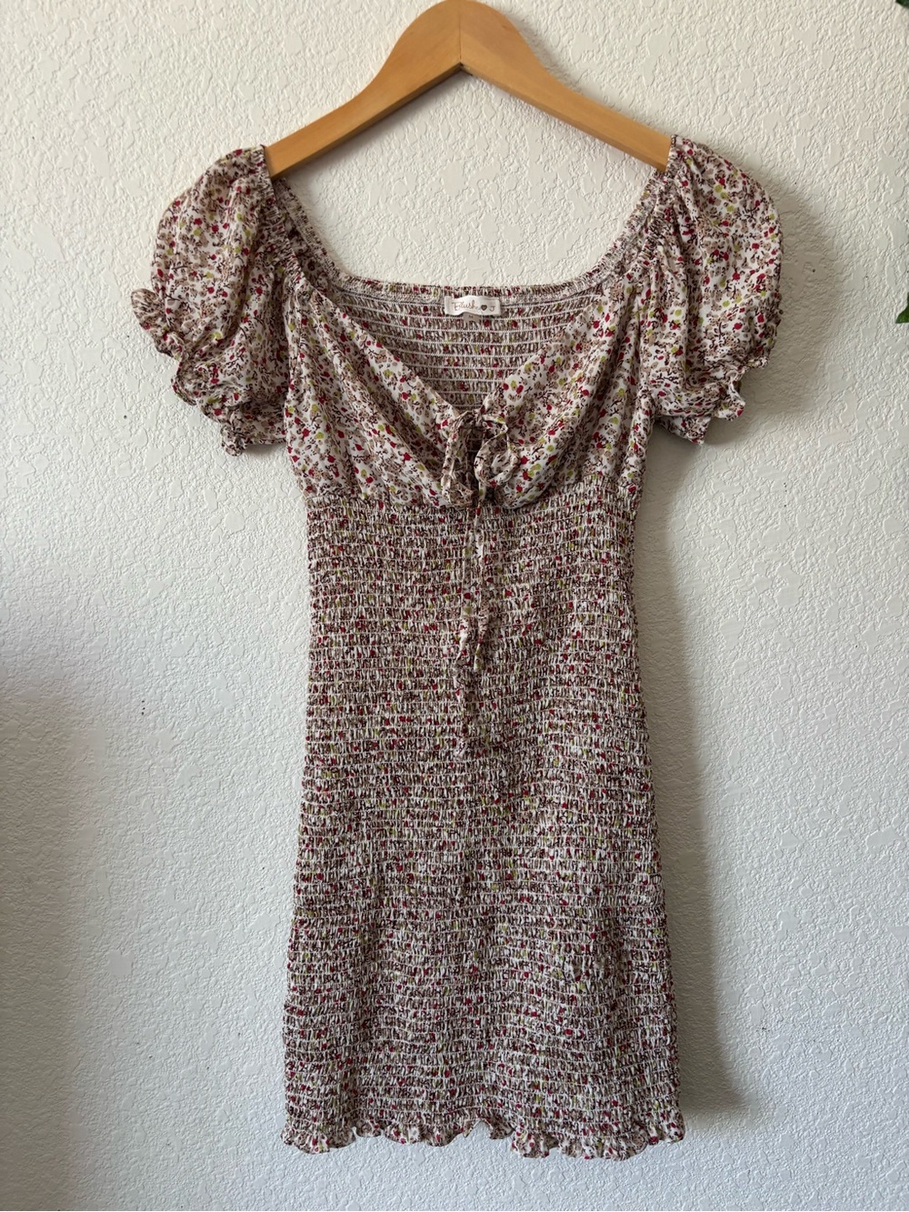 Blush Women's/Juniors’ Floral Ruffle Puff Sleeve Smocked Short Mini Dress Size M